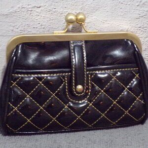 Maxx New York Signature‎ Cosmetic or Change Bag Quilted Black Gold Accents